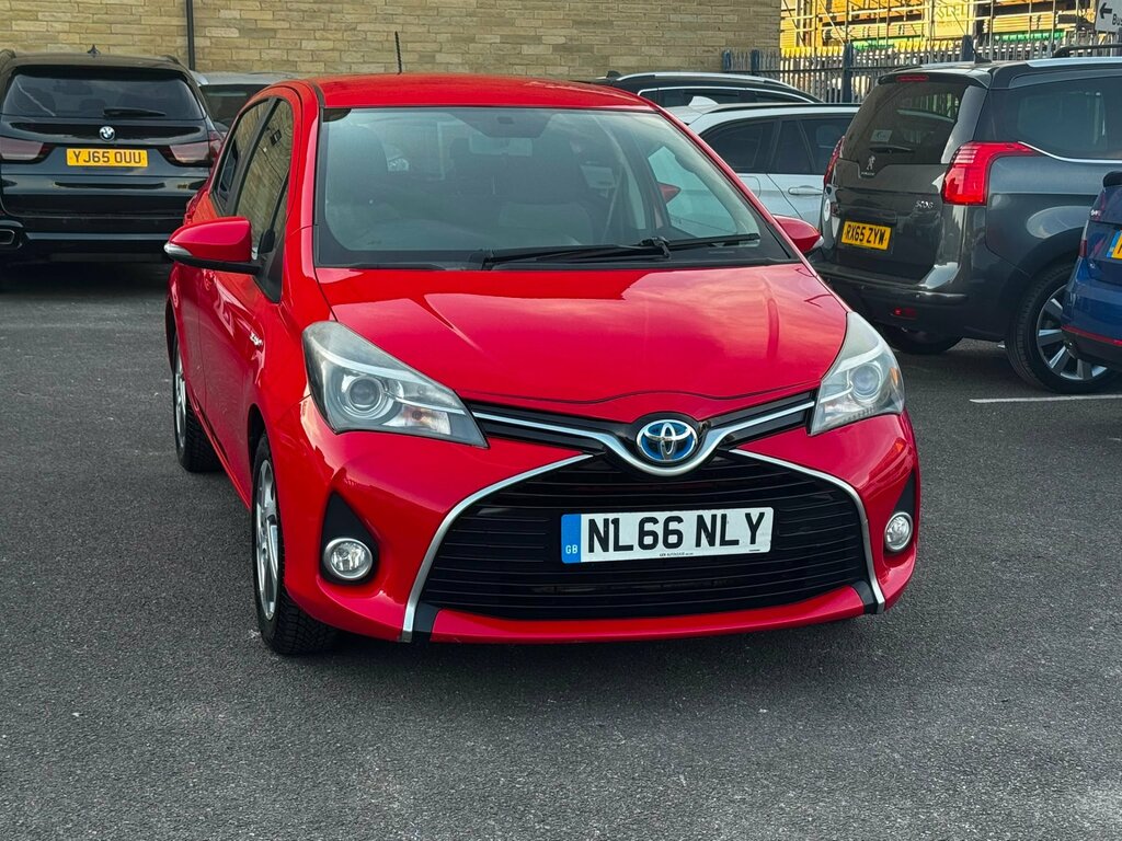 Toyota Yaris 1.33 Vvt-i Icon Red #14