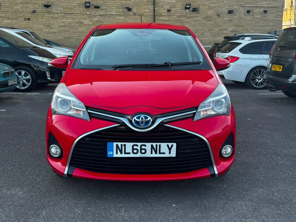 Toyota Yaris 1.33 Vvt-i Icon Red #10