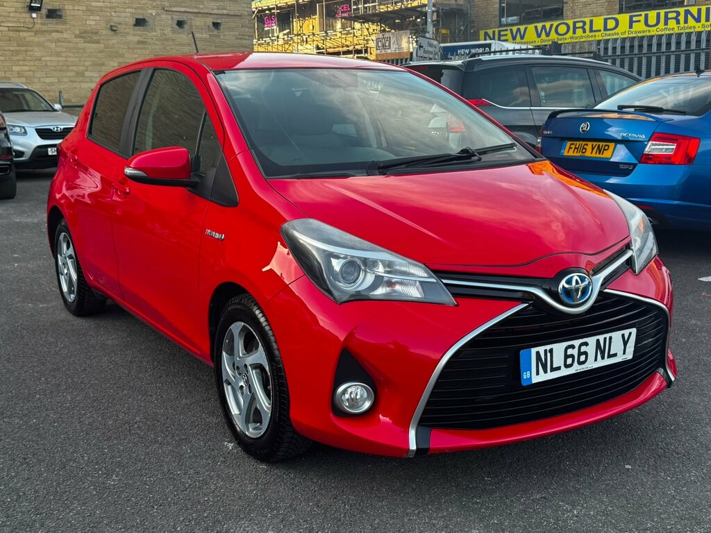 Toyota Yaris 1.33 Vvt-i Icon Red #7