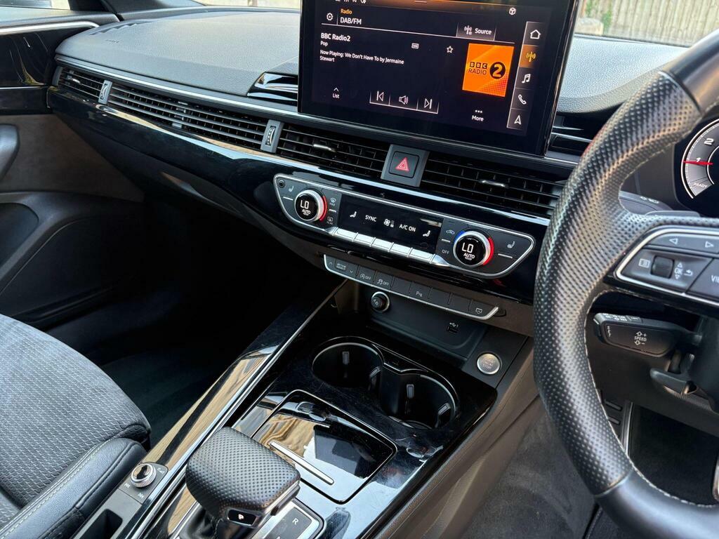 Audi A4 Avant Estate 2.0 Tfsi 40 Black Edition S Tronic Euro 6 Grey #53