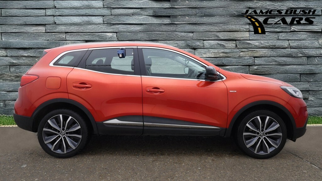 Renault Kadjar Suv 1.6 Signature Nav Dci 130 2Wd 2016 Red #5