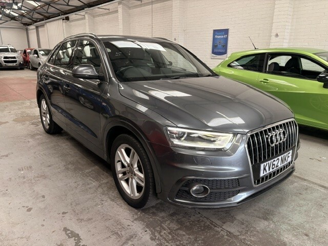 Audi Q3 Suv 2.0 Tdi S Line 2012 Grey
