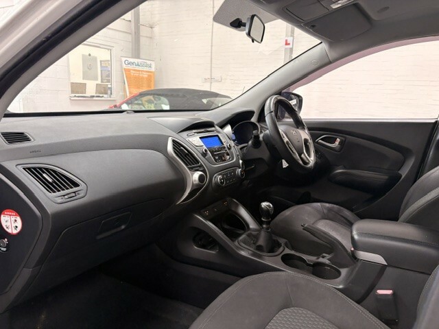 Hyundai Ix35 1.6 Gdi Style Euro 5 White #7