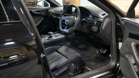 Audi A4 2018 67 3.0 Black #6
