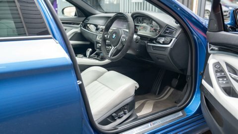 BMW M5 2013 13 4.4 Blue #4