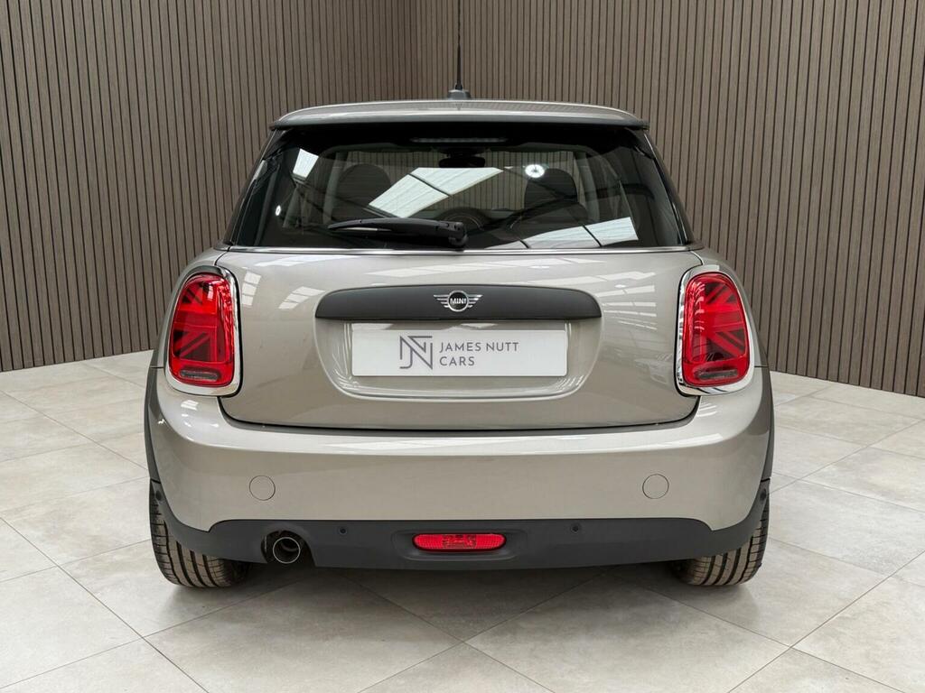 Mini Hatch Hatchback 1.5 One Classic Steptronic Euro 6 Ss Silver #5