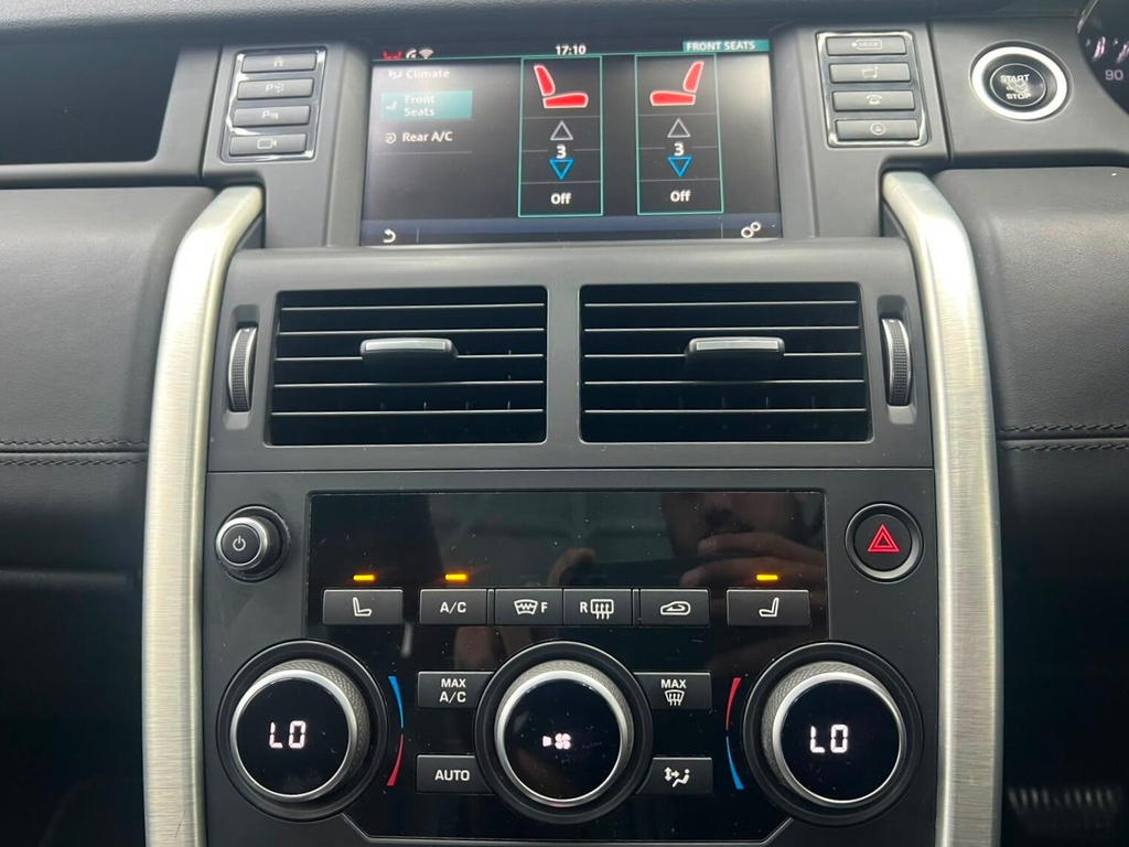 Land Rover Discovery Sport Se Tech Black #35