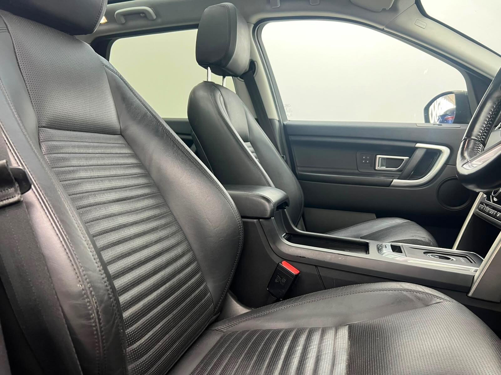 Land Rover Discovery Sport Se Tech Black #22