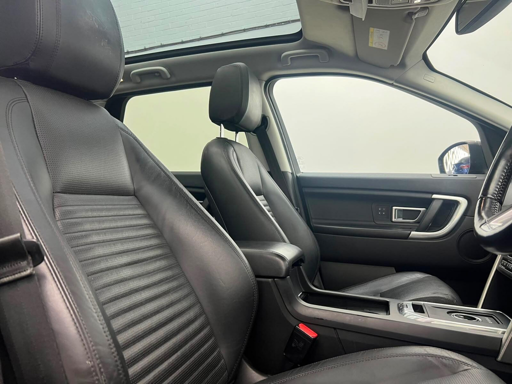 Land Rover Discovery Sport Se Tech Black #23