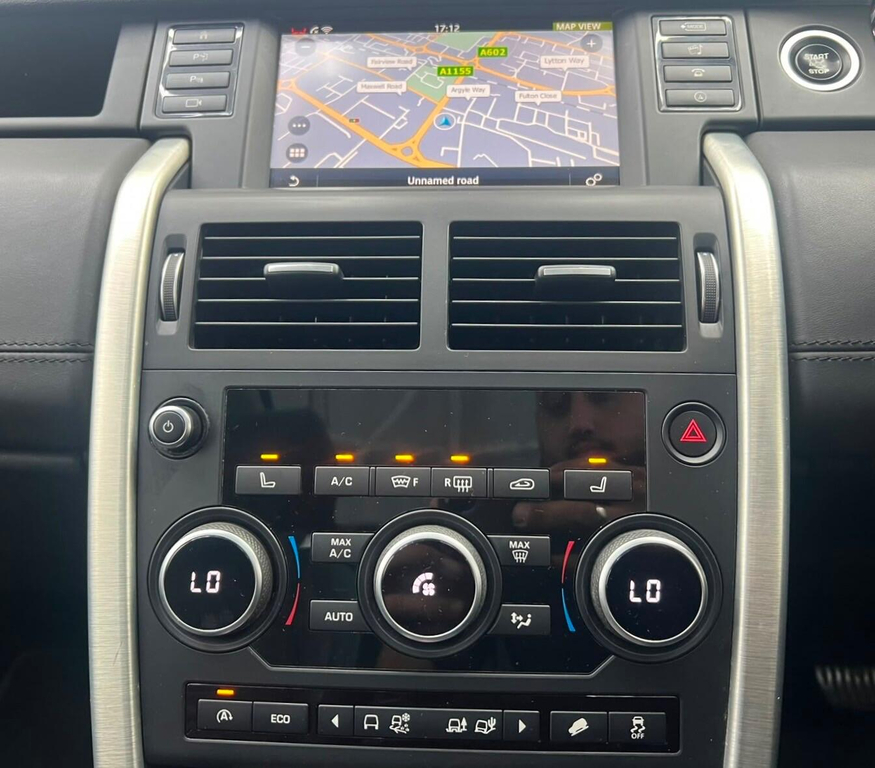 Land Rover Discovery Sport Se Tech Black #37