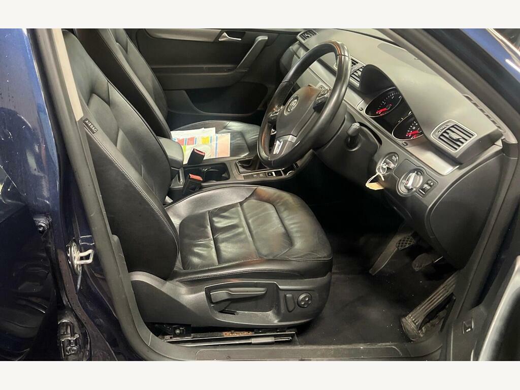 Volkswagen Passat 2.0 Tdi Bluemotion Tech Executive Euro 5 S S Blue #6