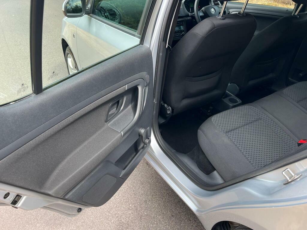 Skoda Fabia 1.2 Se Hatchback Euro 5 69 Ps Blue #20