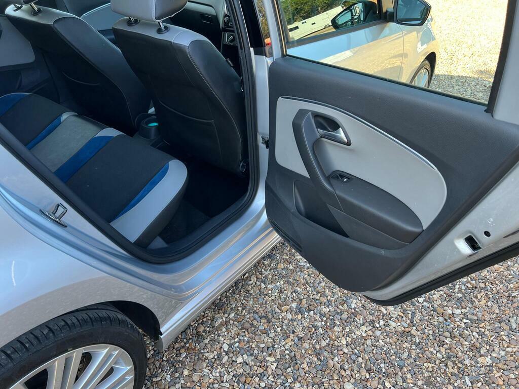 Volkswagen Polo Hatchback 1.2 Match Edition Euro 5 201414 Black #15