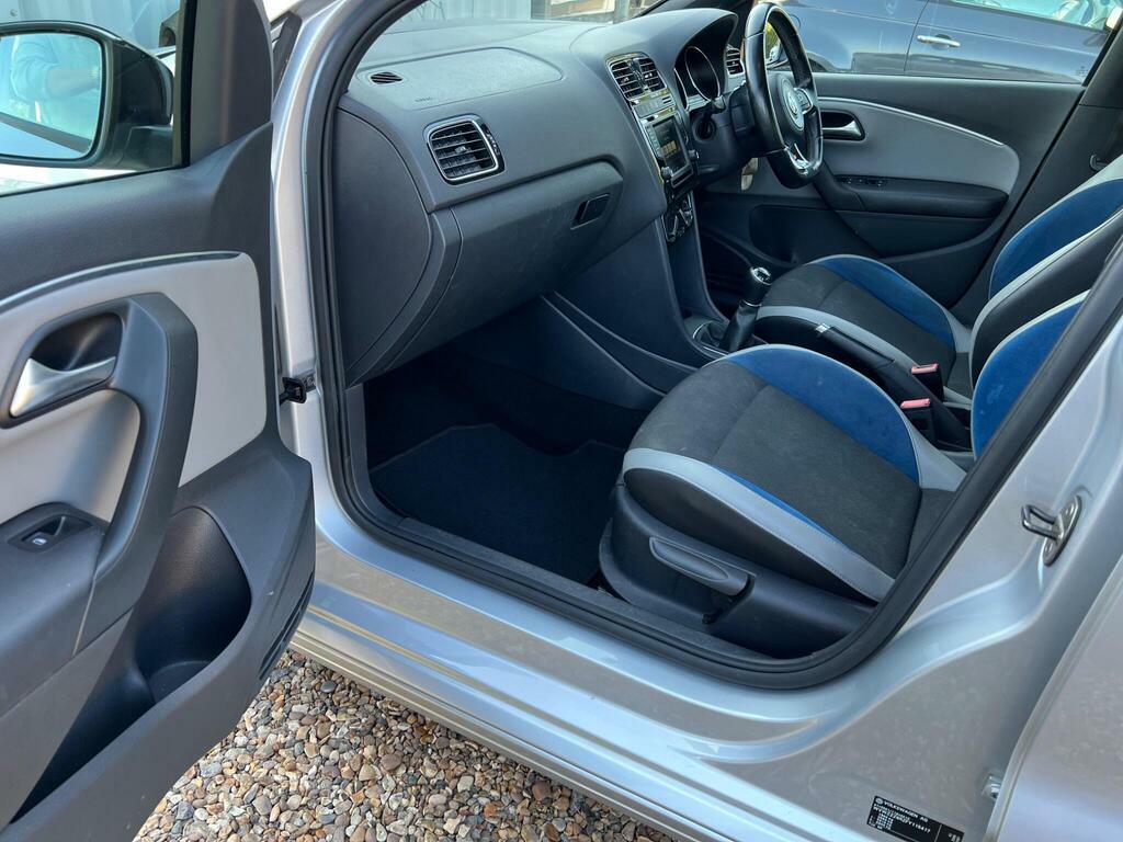 Volkswagen Polo Hatchback 1.2 Match Edition Euro 5 201414 Black #17