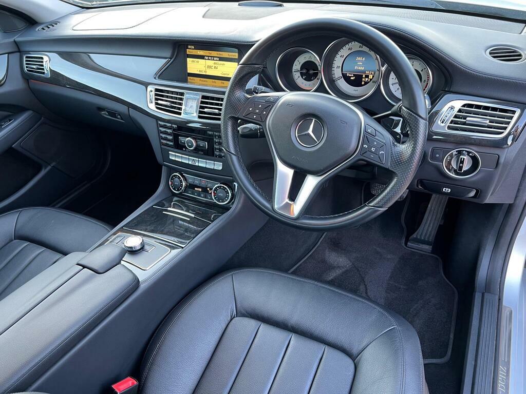 Mercedes-Benz CLS 3.0 Cls350 Cdi V6 Blueefficiency Amg Sport Shootin #13