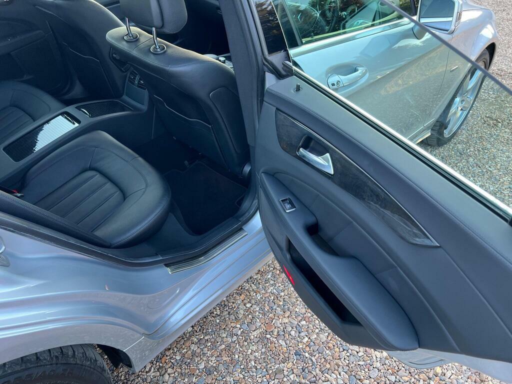 Mercedes-Benz CLS 3.0 Cls350 Cdi V6 Blueefficiency Amg Sport Shootin #14