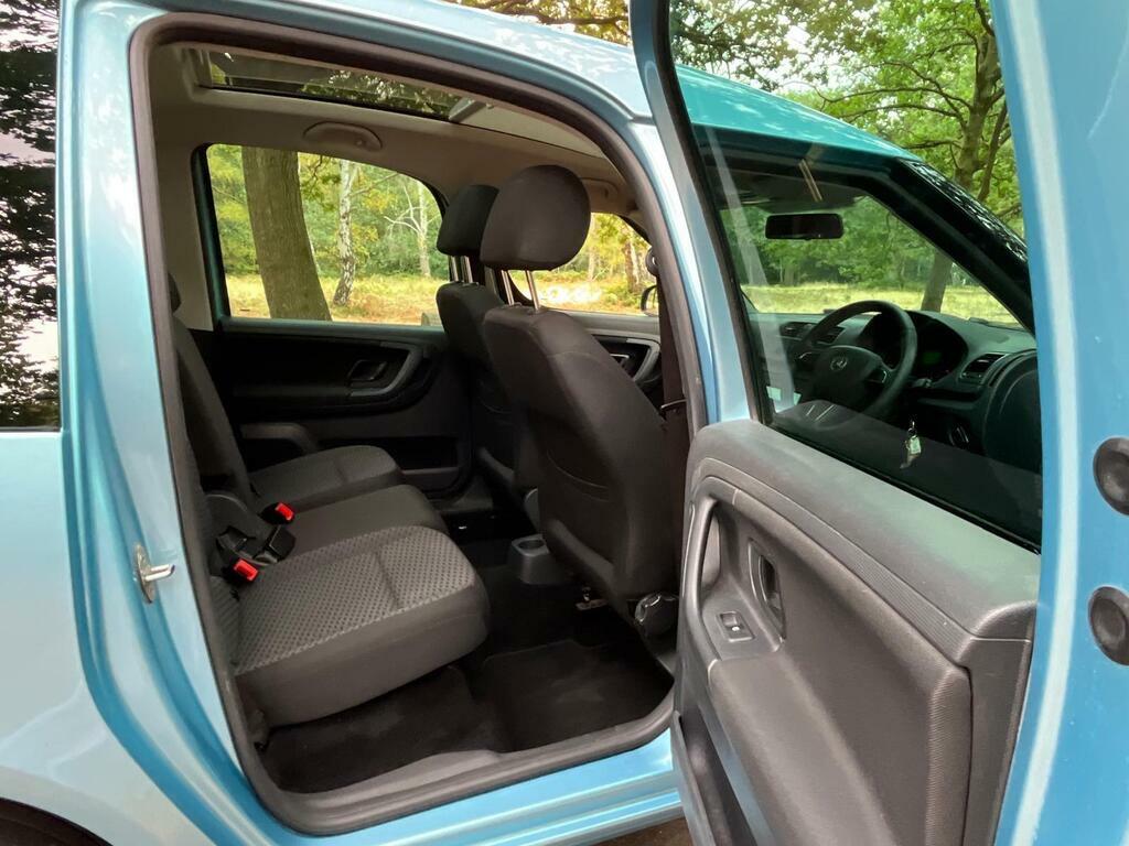 Skoda Roomster 1.2 Tsi Se Action Mpv Euro 5 86 Silver #12
