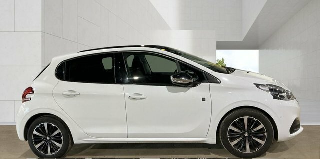 Peugeot 208 1.2 Puretech Tech Edition Hatchback Man White #3