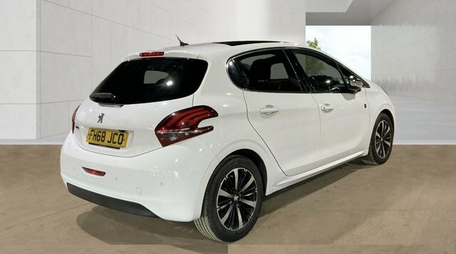 Peugeot 208 1.2 Puretech Tech Edition Hatchback Man White #5