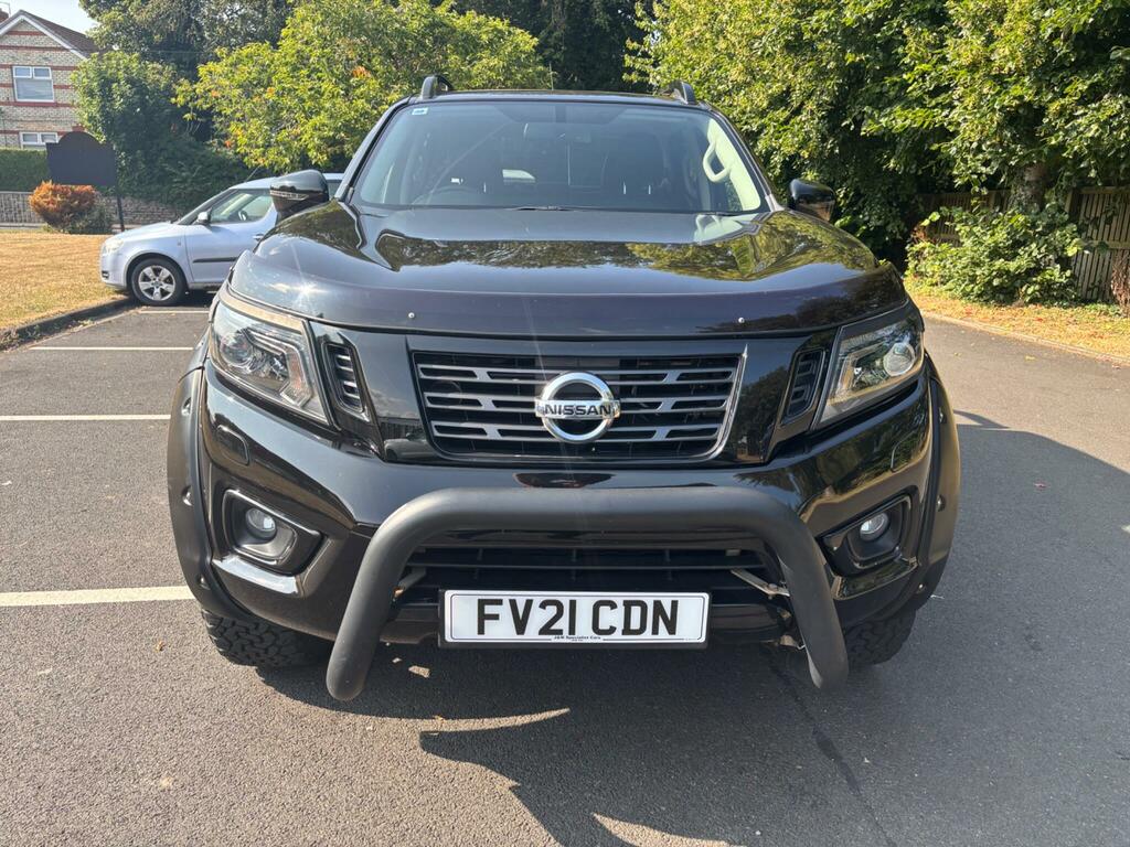 Nissan Navara 2.3 Dci N-guard 4Wd Euro 6 Ss Black #2