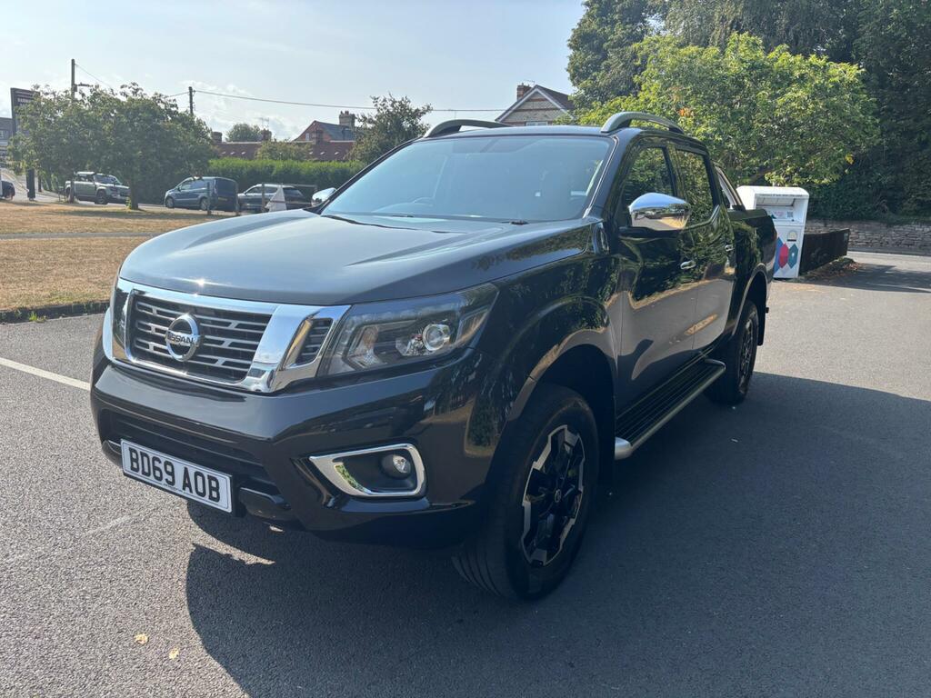 Nissan Navara 2.3 Dci Tekna 4Wd Euro 6 Black