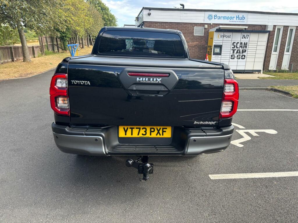 Toyota HILUX 2.8 D-4d Invincible X 4Wd Euro 6 Ss Black #6