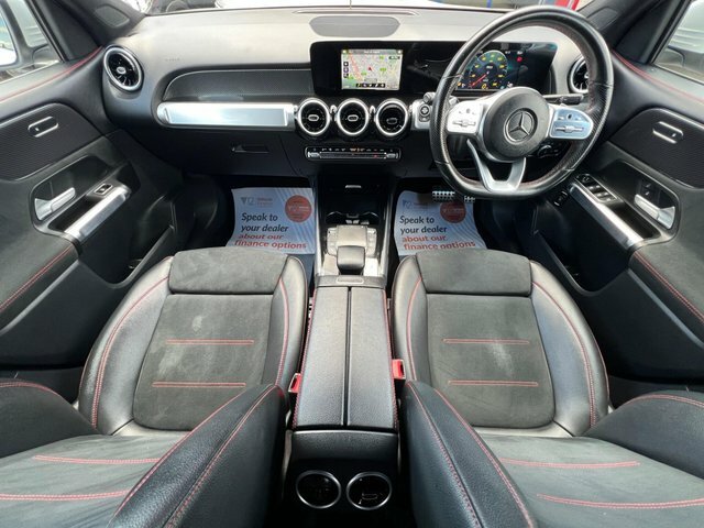 Mercedes-Benz GLB Class 2021 1.3 Glb200 Amg Line 7G-dct Euro 6 Ss White #3