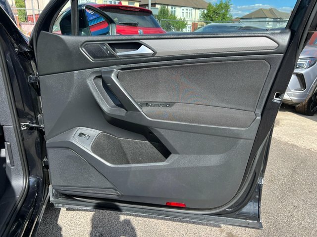 Volkswagen Tiguan Allspace 2.0 Tdi Elegance Dsg Grey #42
