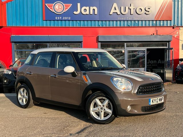 Mini Countryman 2012 1.6 Cooper D Euro 5 Ss Brown
