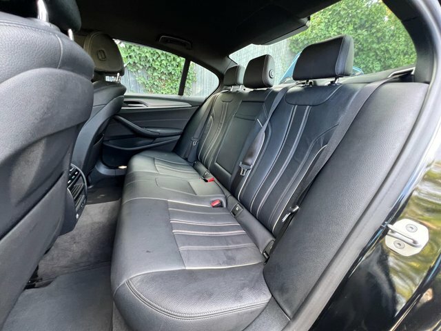 BMW 5 Series 3.0 540I Mht M Sport Touring Steptronic Xdrive Eur Blue #32