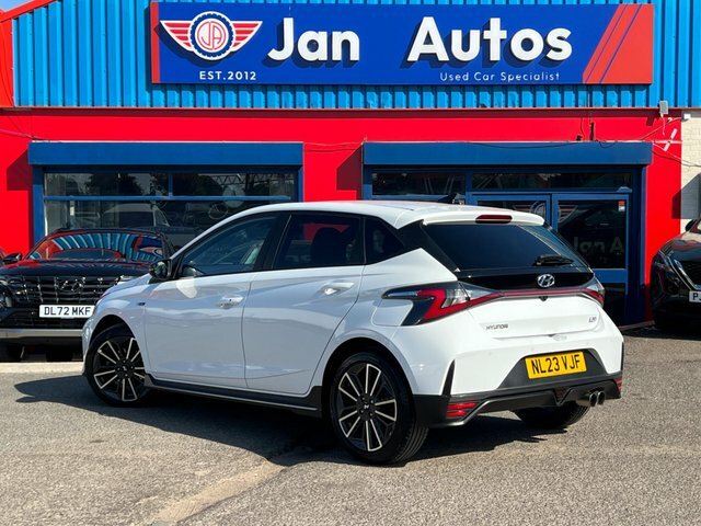 Hyundai I20 2023 1.0 T-gdi Mhev N Line Dct Euro 6 Ss White #2