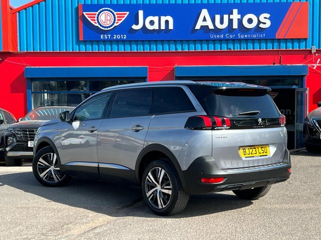Peugeot 5008 2023 1.2 Puretech Allure Premium Eat Euro 6 Ss Grey #2