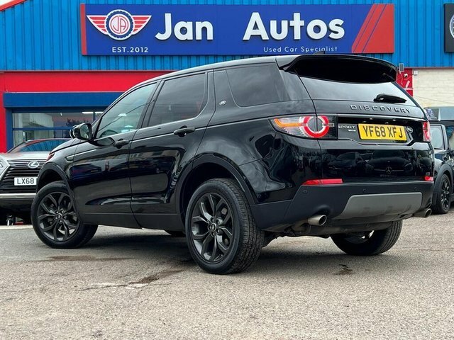 Land Rover Discovery Sport 2018 2.0 Td4 Landmark Suv 4Wd Euro Black #2