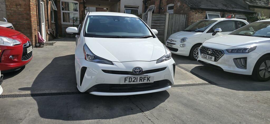 Toyota Prius Hybrid 1.8 White #5