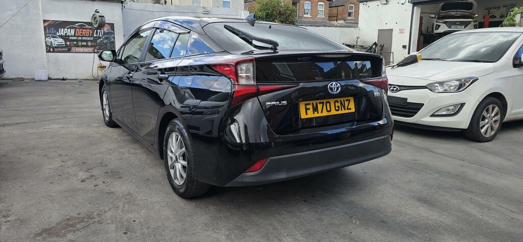 Toyota Prius Hybrid 1.8 Black #6