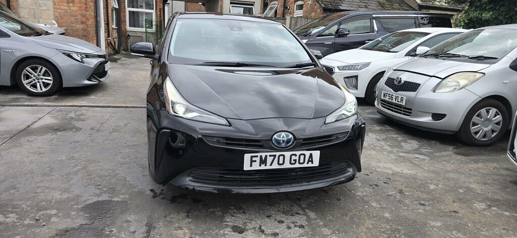 Toyota Prius Hybrid Black #3