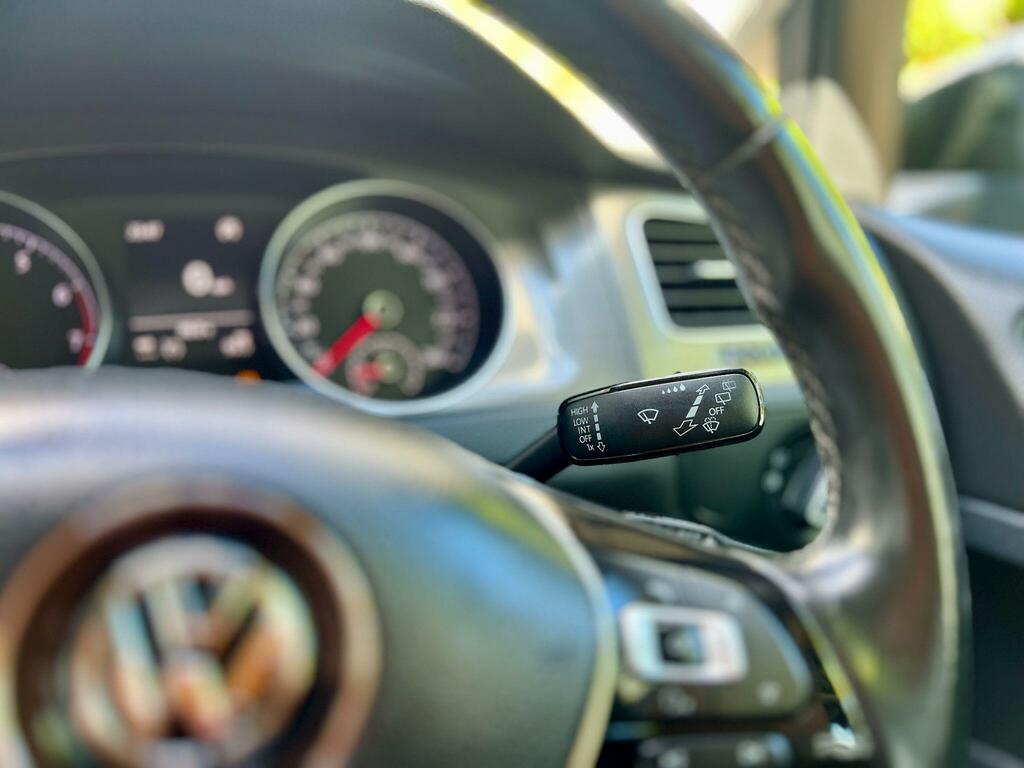 Volkswagen Golf Estate 1.6 Tdi Se 201313 Black #31