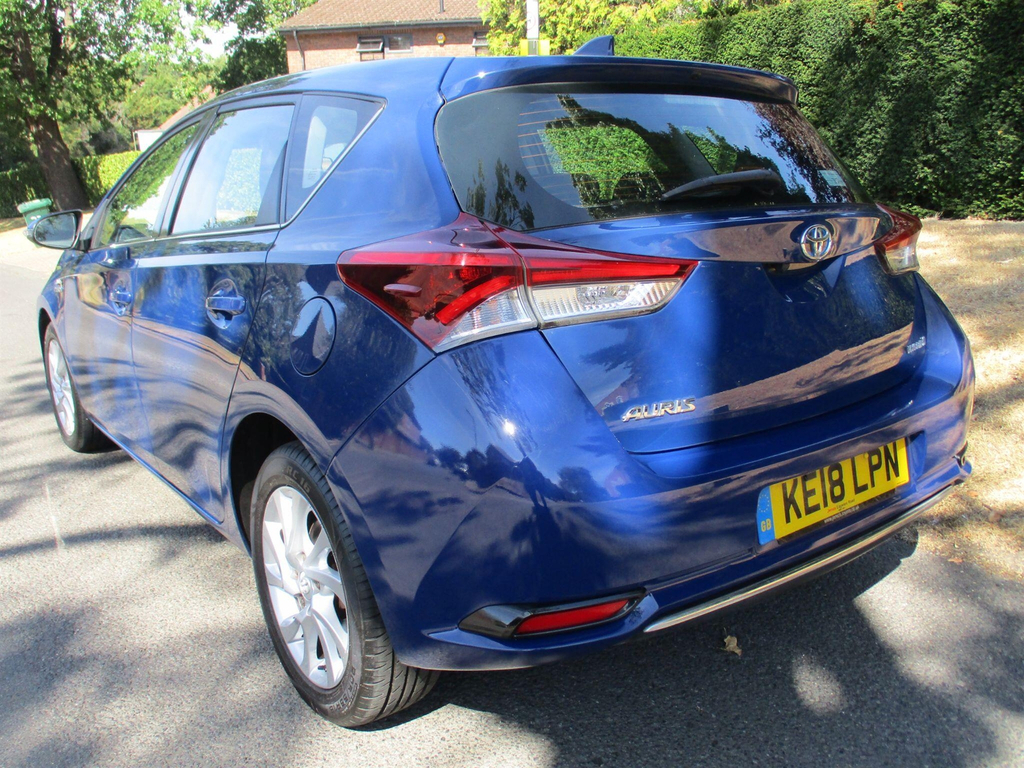 Toyota Auris 1.8 Hybrid Excel Tss Cvt Leather Black #8