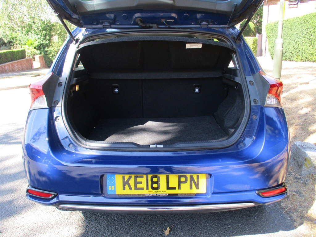Toyota Auris 1.8 Hybrid Excel Tss Cvt Leather Black #30