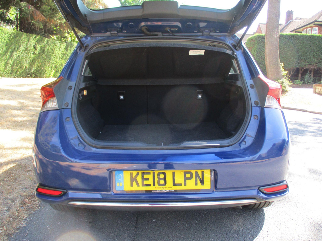 Toyota Auris 1.8 Hybrid Excel Tss Cvt Leather Black #29