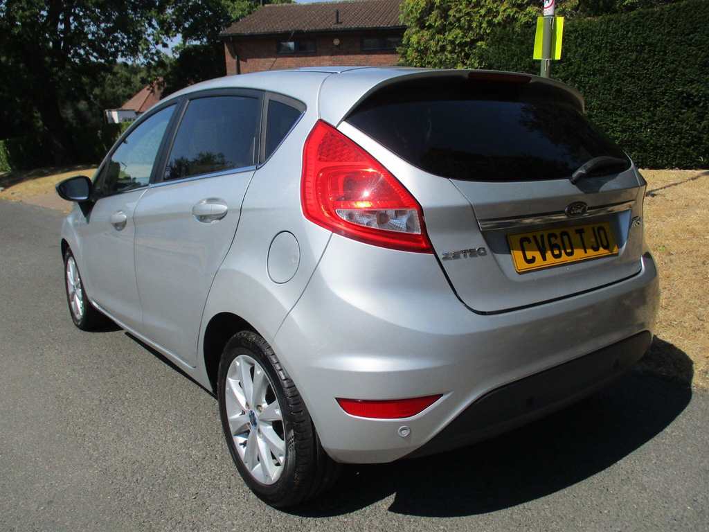 Ford Fiesta 1.25 Zetec Hatchback 133 Gkm, Blue #9
