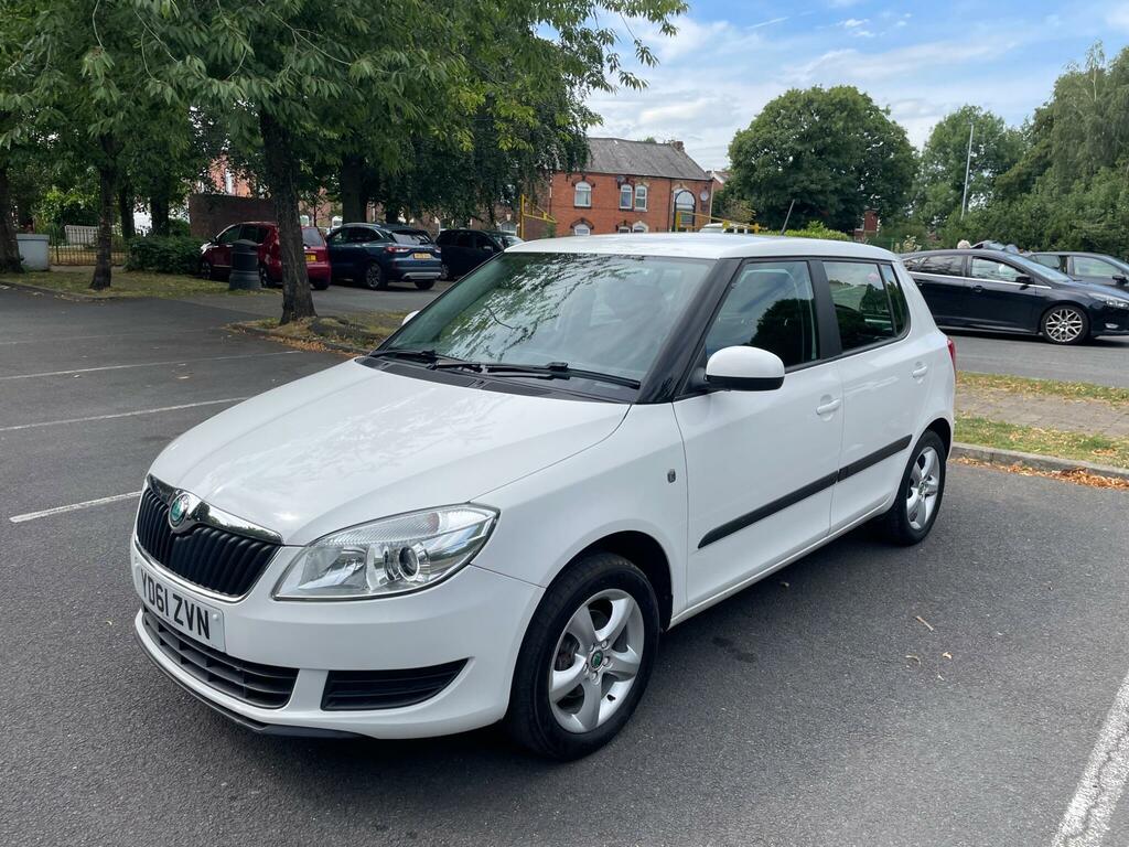 Skoda Fabia Se White #5