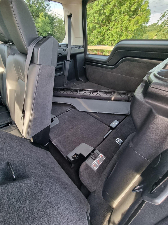 Land Rover Discovery 3.0 4 Sdv6 Xs 255 Bhp Grey #11