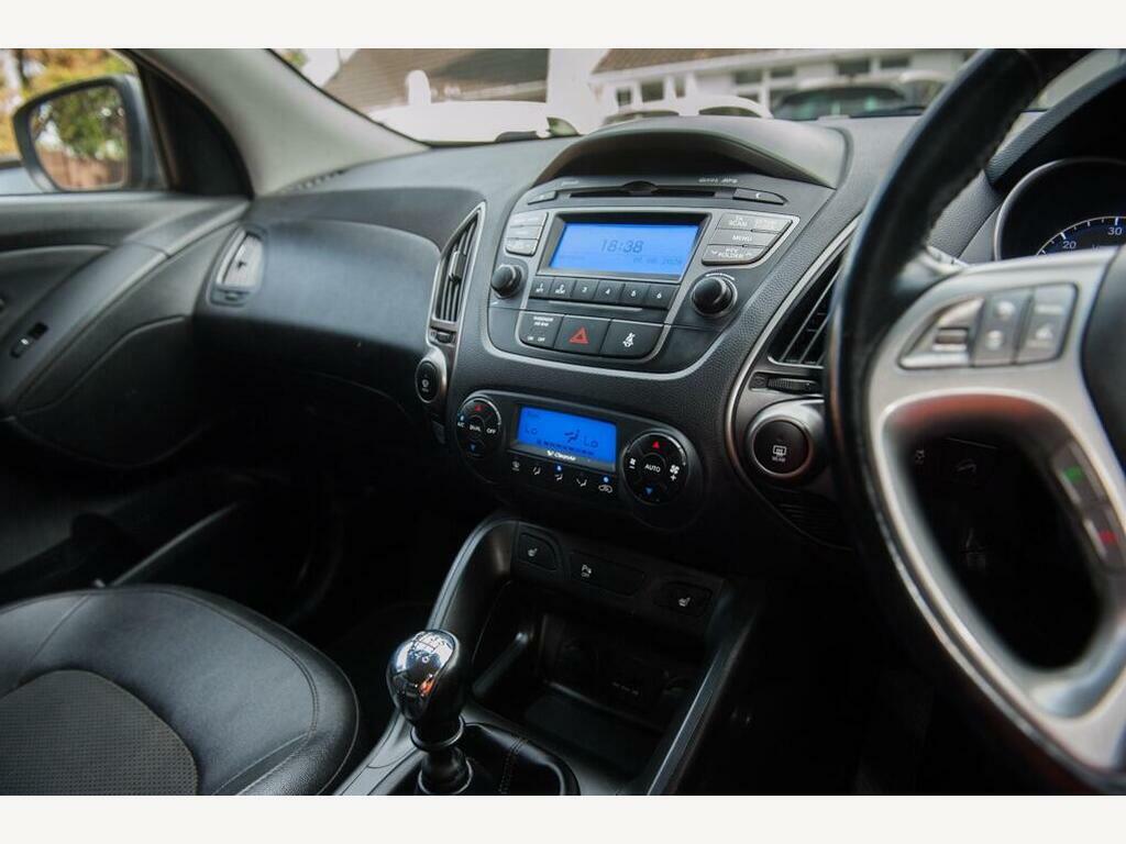 Hyundai Ix35 2.0 Crdi Se Suv 4Wd Euro 5 134 Grey #19