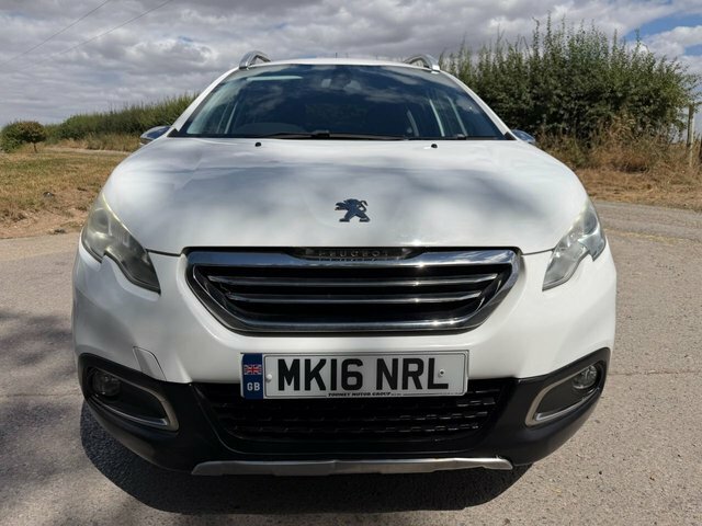 Peugeot 2008 2016 1.6 Bluehdi Allure Suv Euro White #4