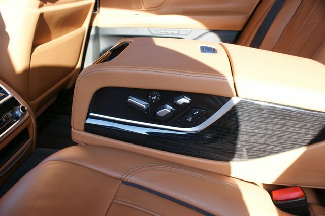 BMW 7 Series Saloon 3.0 730D M Sport Euro 6 Ss 201 Grey #37