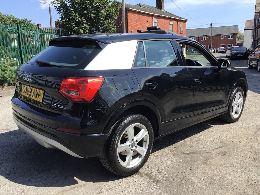 Audi Q2 1.6 Tdi 30 Sport S Tronic Euro 6 Ss Black #3