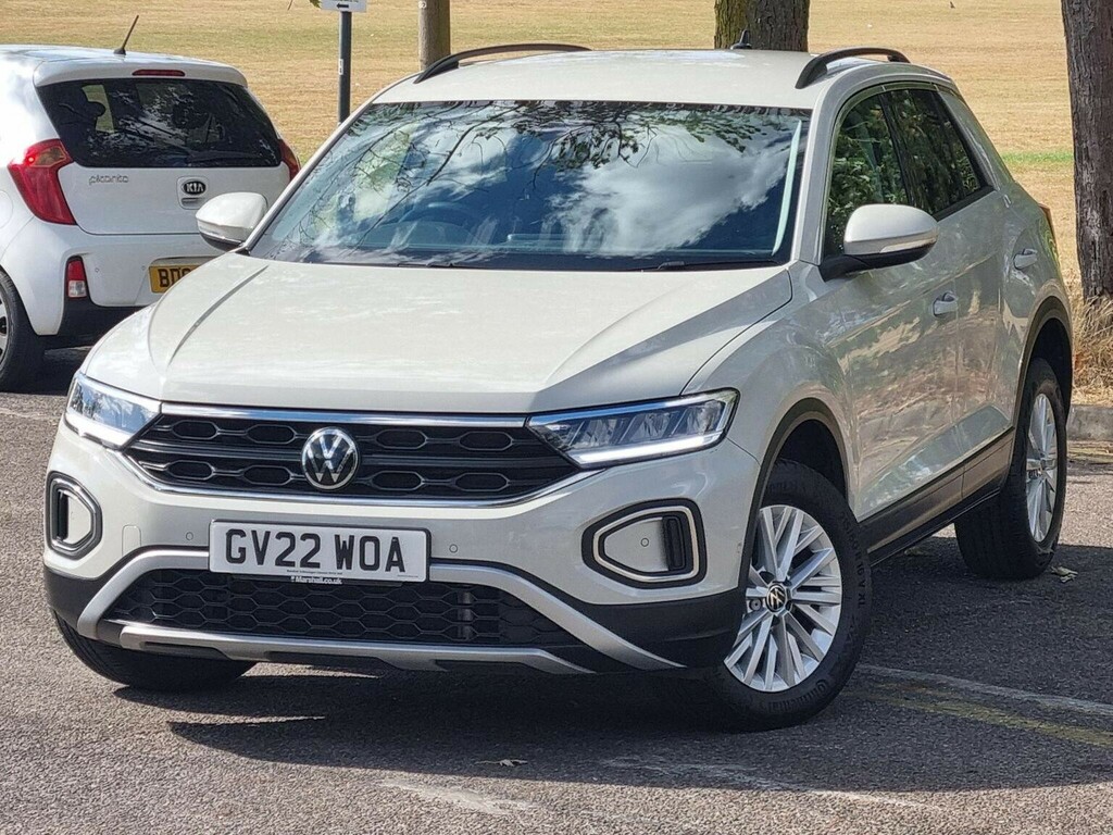 Volkswagen T-Roc Suv 1.5 Tsi Life Dsg Euro 6 Ss 202222 Grey