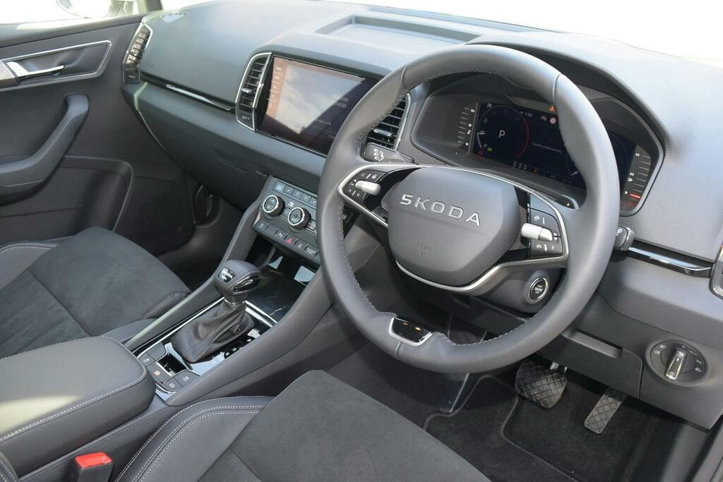 Skoda Karoq 2.0 Tdi Se L Edition Suv Dsg 4Wd White #6