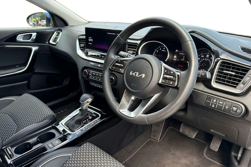 Kia Xceed 1.5 T Gdi 3 Suv Dct Blue #6